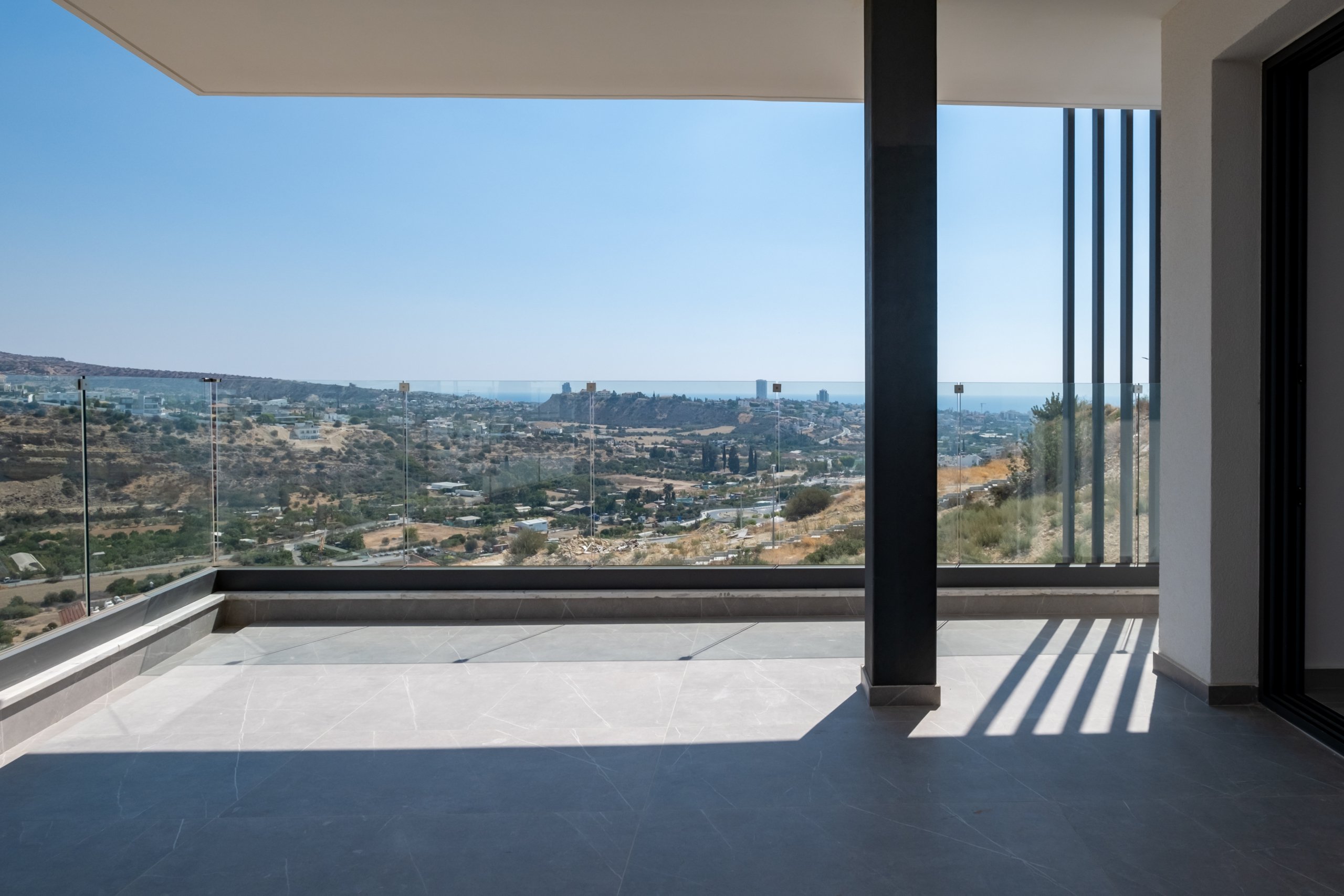 2 BR Apartment in Germasogeia, Limassol photo 6