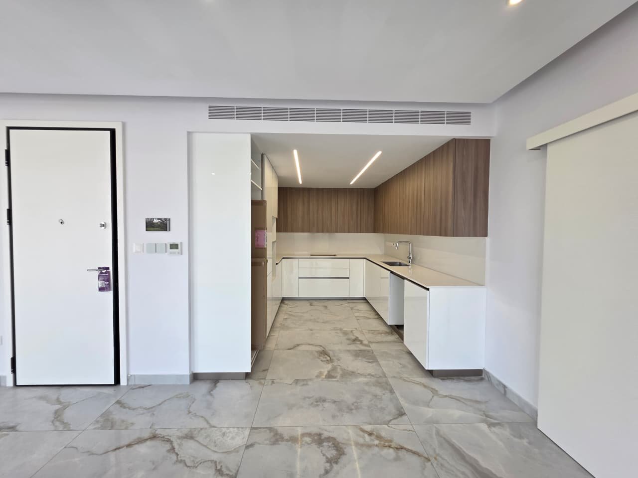 2 BR Apartment in Agios Athanasios, Limassol photo 10