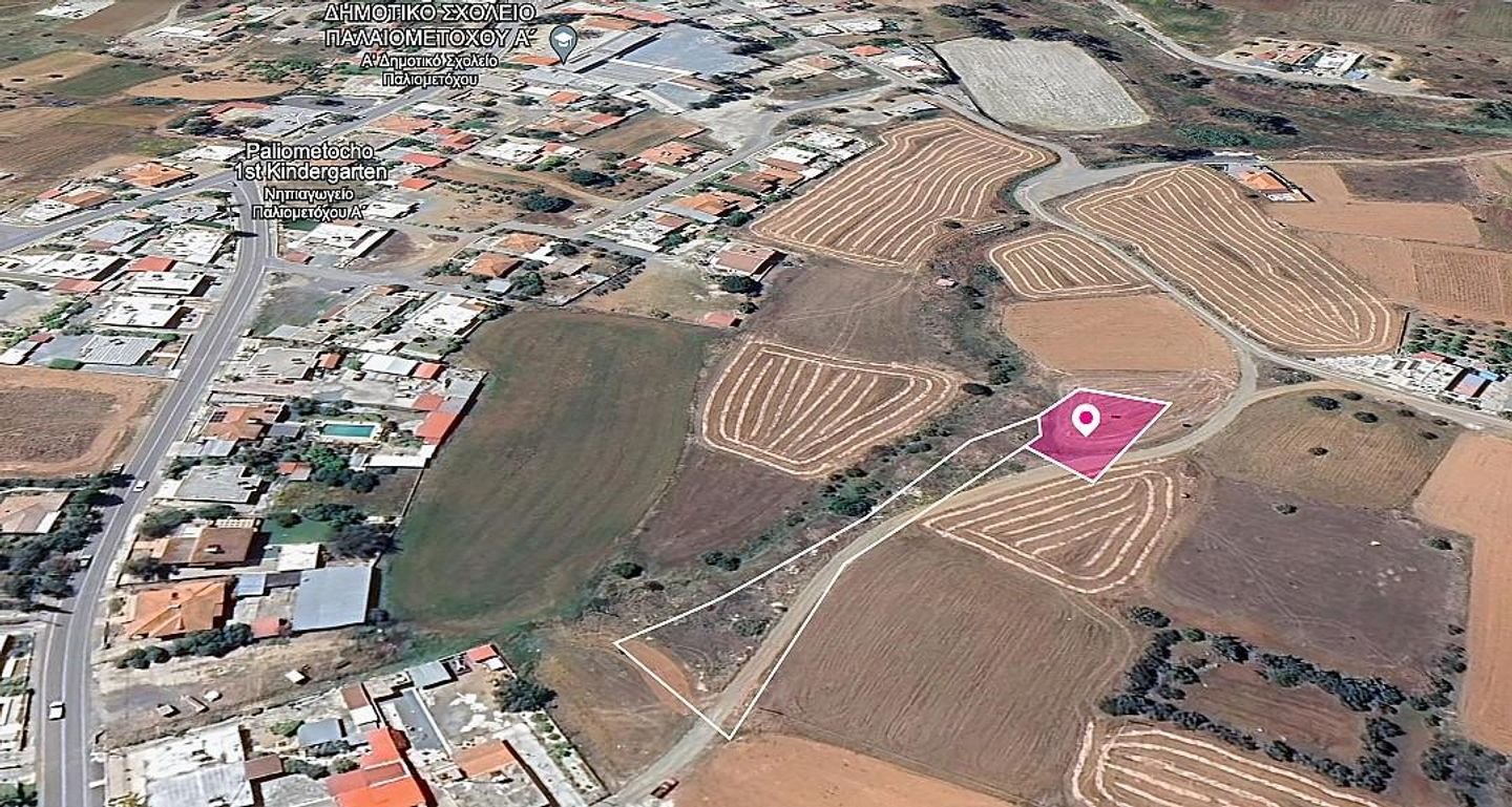 Distributed Share of a residential field in Palaiometocho, Nicosia photo 4