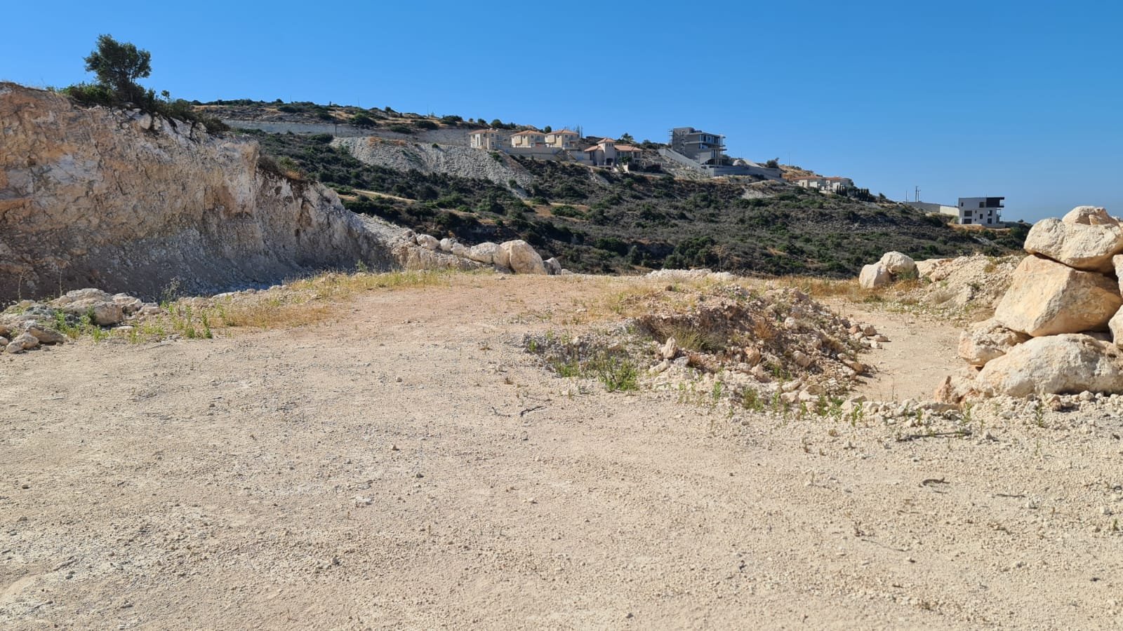 Residential plot in Agios Tychonas, Limassol photo 5