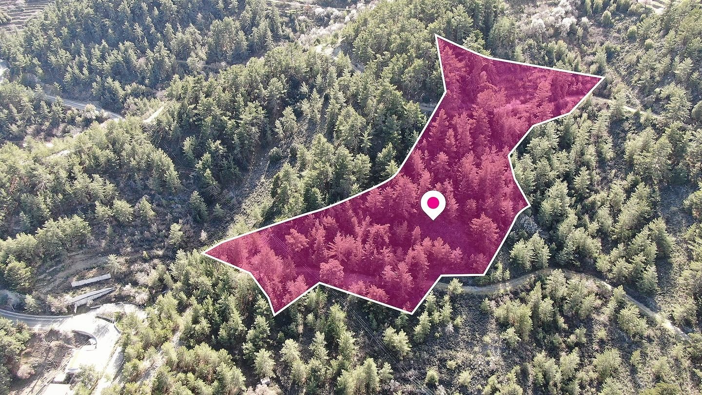 Residential field in Lagoudera, Nicosia photo 2