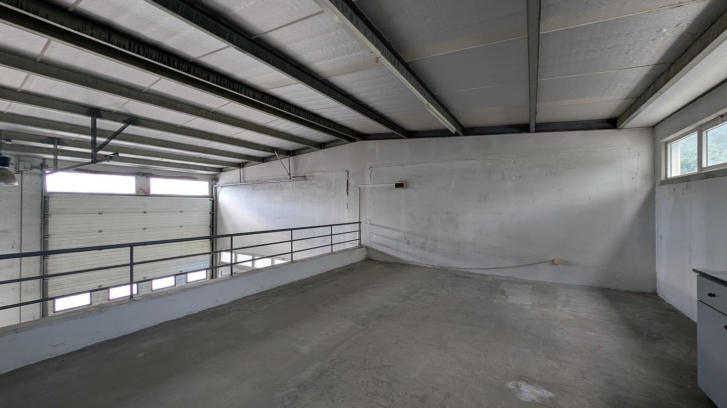 Ground floor industrial unit in Kaimakli, Nicosia photo 8