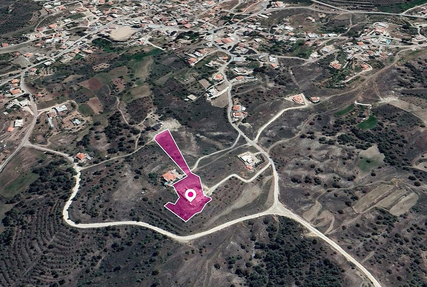 Share of a residential field, in Agia Marina Xyliatou, Nicosia. photo 2