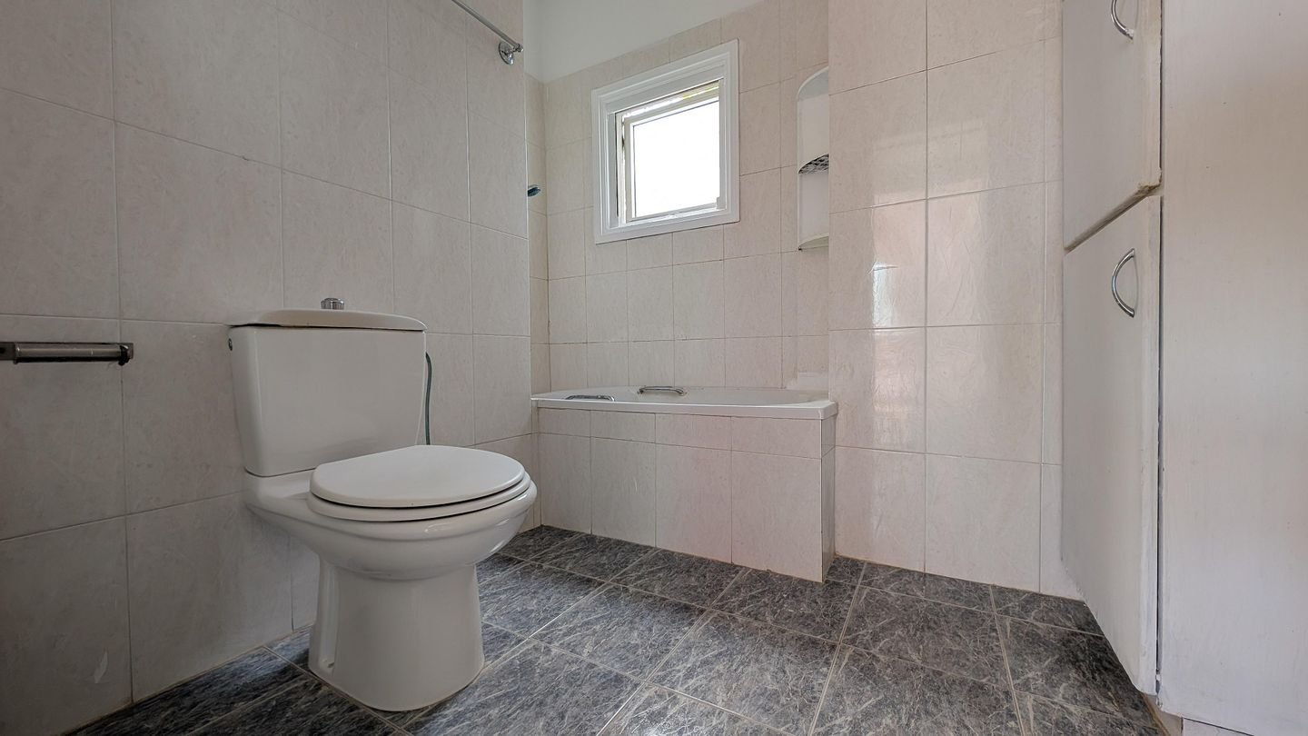 Coastal Living: 3-Bedroom House in Paralimni, Ammochostos photo 21