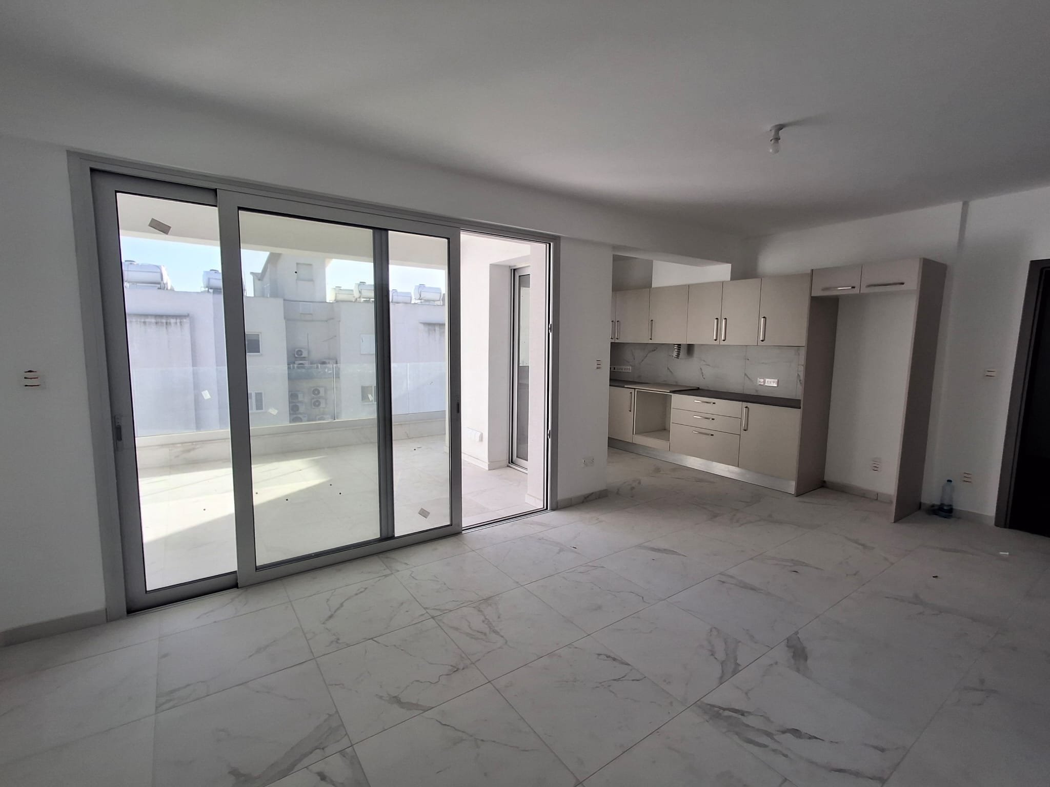 2 BR Penthouse in Agioi Anargyroi I, Larnaca photo 2