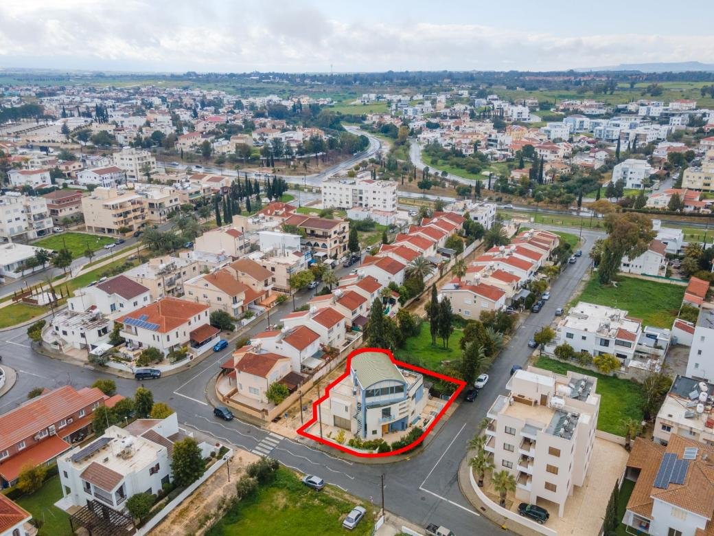 5 bedroom house in Egkomi, Nicosia photo 9