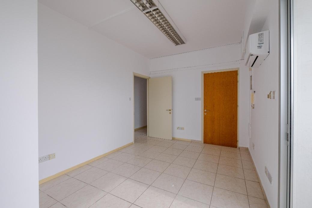Offices in Agios Antonios, Nicosia photo 16