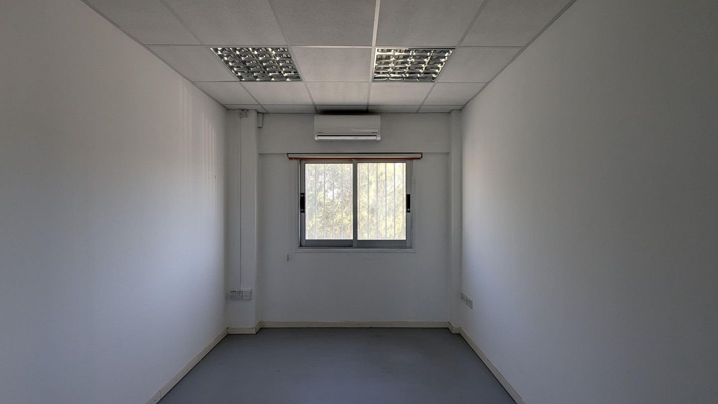 Office space in Kaimakli, Nicosia photo 29