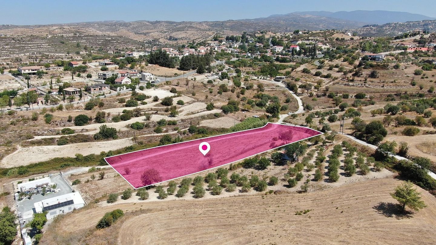 Mixed Zone Field, Agios Amvrosios, Limassol photo 4