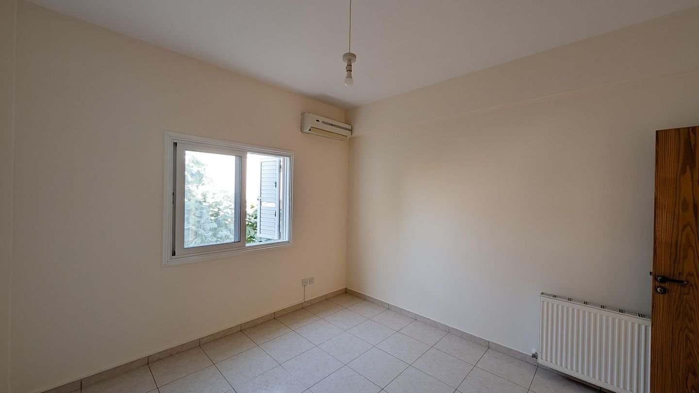 Two storey detached house in Engomi, Nicosia photo 18