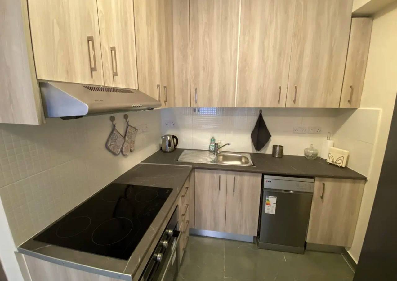 2 BR Apartment in Neapolis, Limassol photo 4