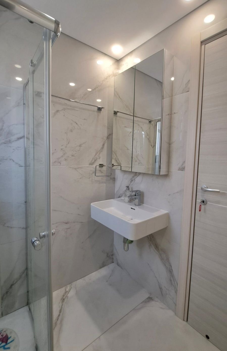 3 BR Apartment in Germasogeia, Limassol photo 13