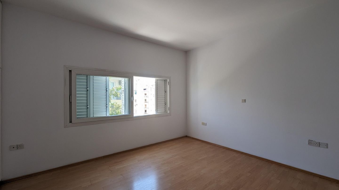 Three storey semi-detached mixed use building with shop in Strovolos, Nicosia photo 46