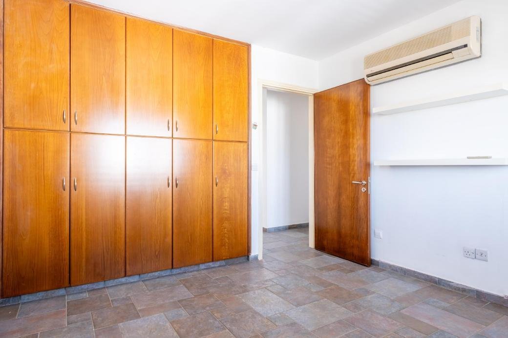 Mixed-use building in Egkomi, Nicosia photo 16