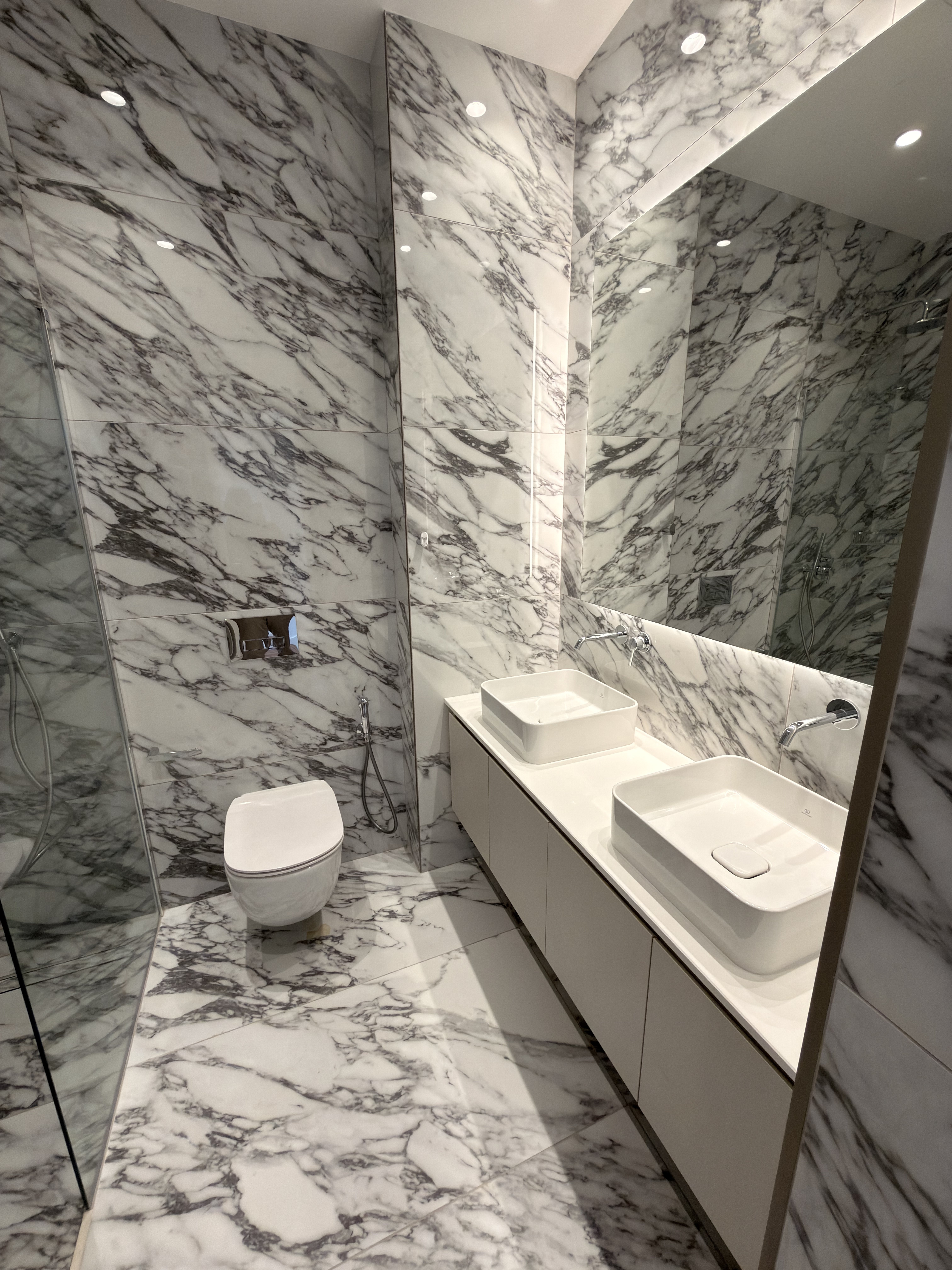 2 BR Apartment in Agios Tychonas, Limassol photo 10