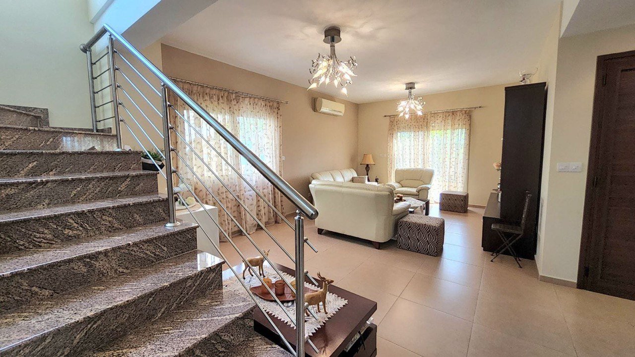 4 BR House in Anthoupoli, Limassol photo 10
