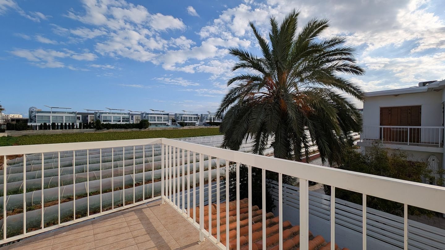 Coastal Living: 3-Bedroom House in Paralimni, Ammochostos photo 25