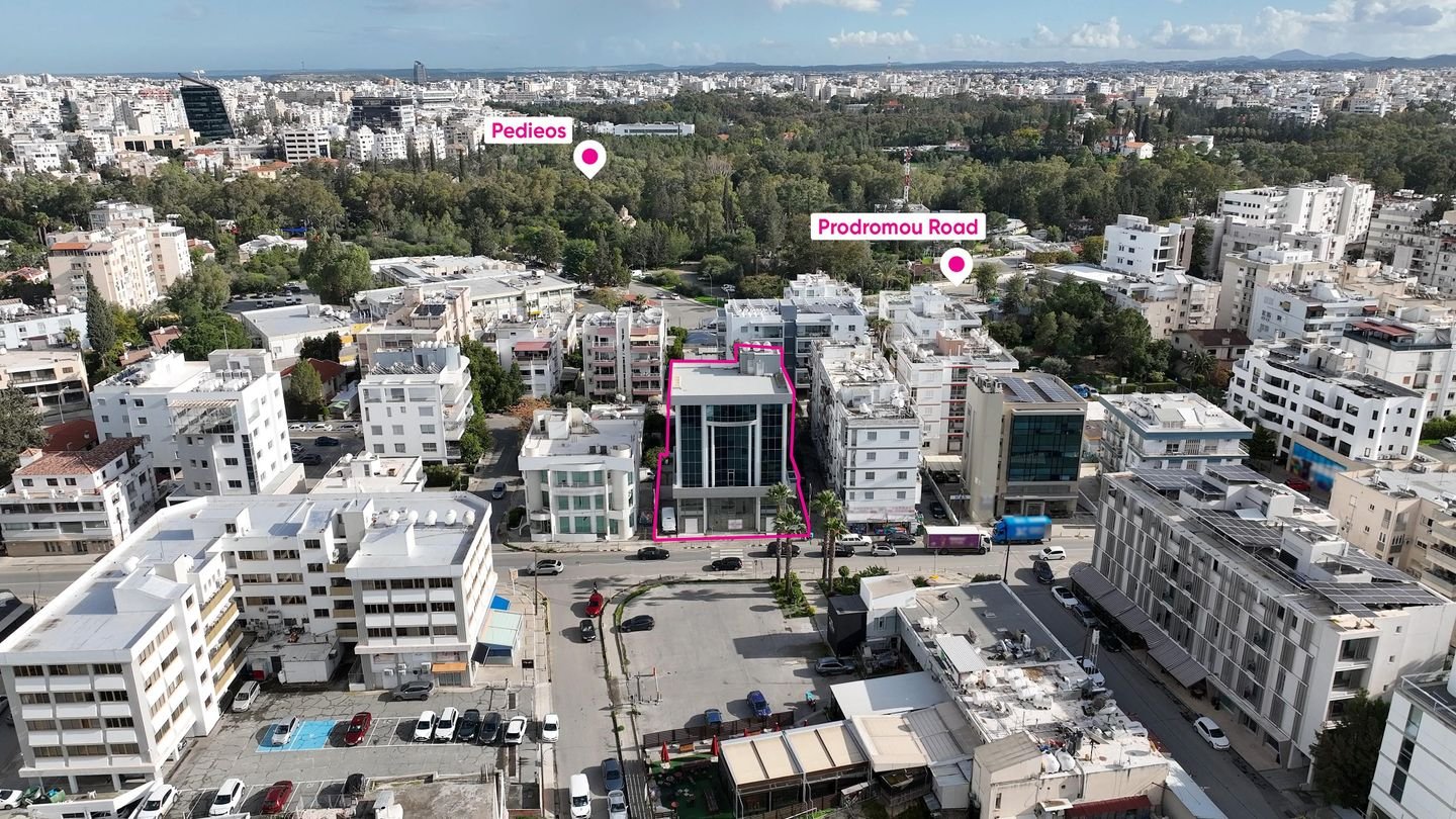 Five-storey incomplete building with a basement in Chryseleousas, Strovolos, Nicosia photo 2