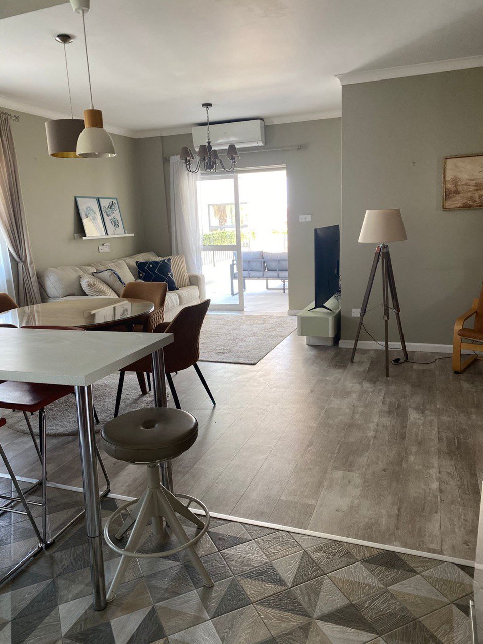 3 BR Apartment in Mesa Geitonia, Limassol photo 3