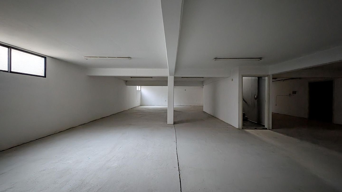 Commercial building in Kokkinotrimithia, Nicosia photo 28