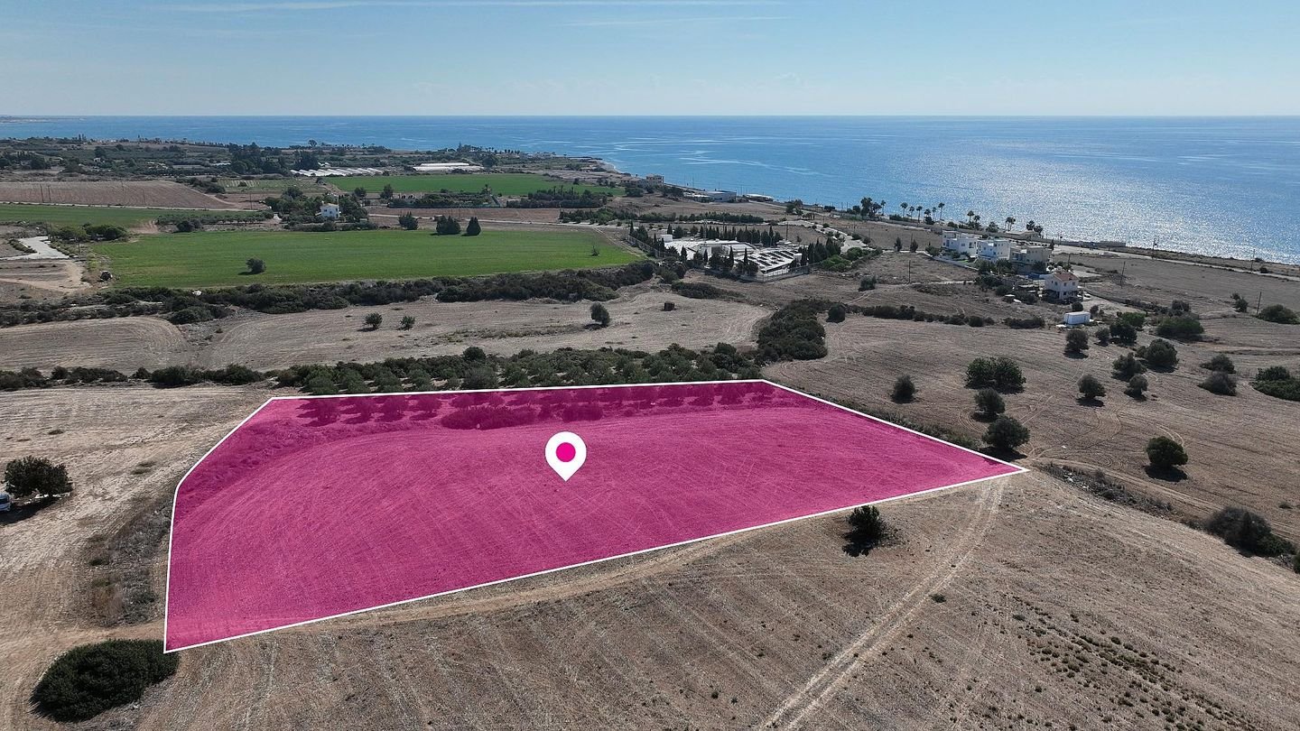 Sea View Touristic field in Agios Theodoros, Larnaca photo 2