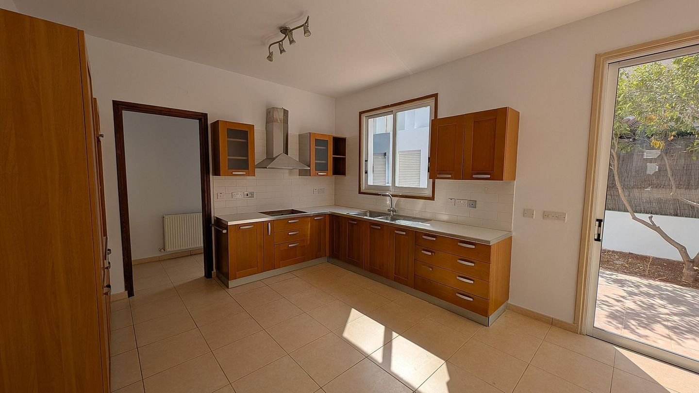 Two storey house in Lakatamia, Agia Paraskevi, Nicosia photo 10