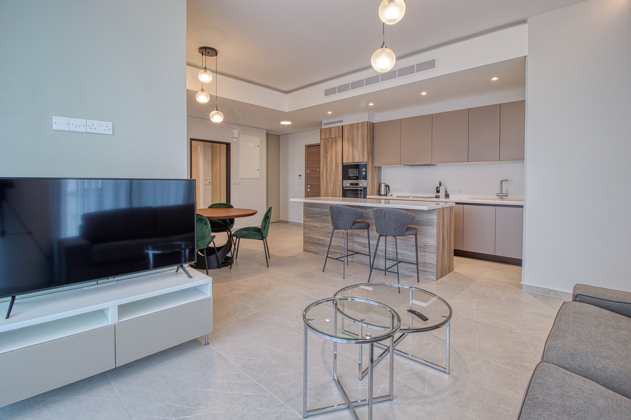 2 BR Penthouse in Potamos Germasogeias, Limassol photo 2