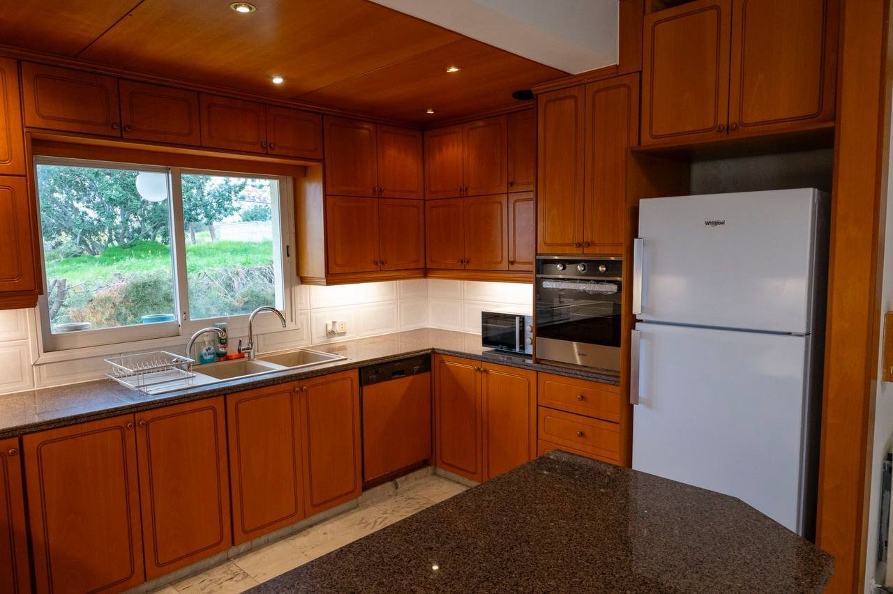 3+1 BR Detached House in Agios Athanasios, Limassol photo 7