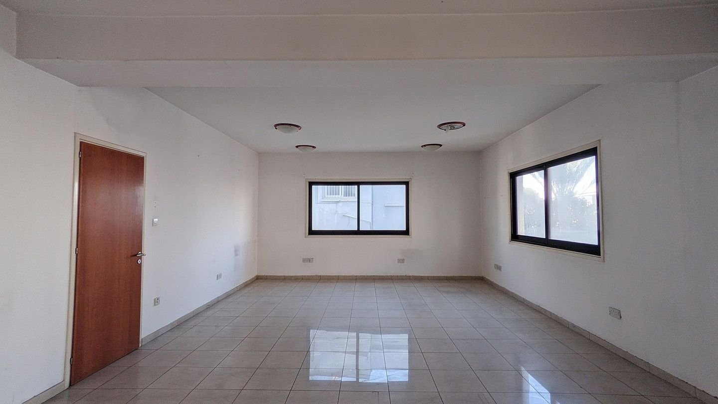 Ground floor Office with Mezzanine in Panagia, Nicosia photo 10