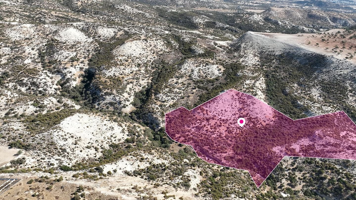 Large Agricultural Field in Pissouri, Limassol photo 4