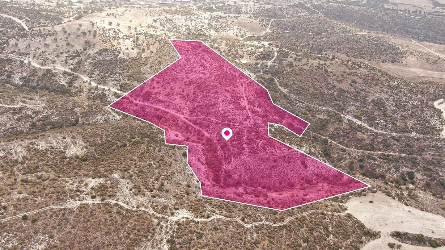 Agriculture Field in Skarinou, Larnaca photo 3