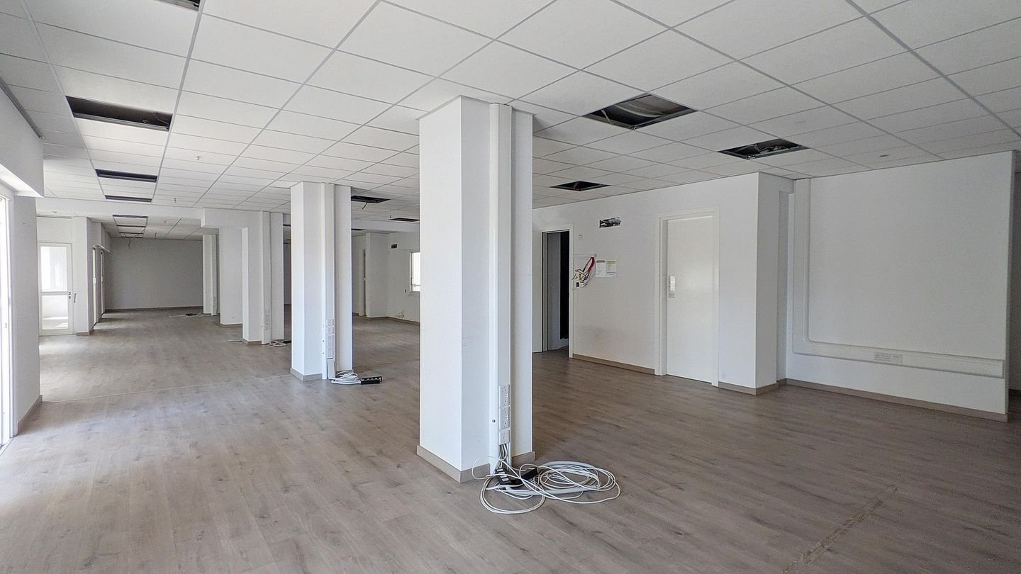 Office Unit in Agioi Omologites, Nicosia photo 36