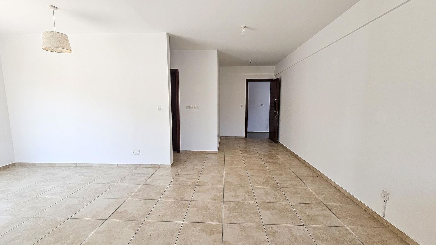 Modern 1-Bedroom Apartment, Agios Tychon, Limassol photo 4