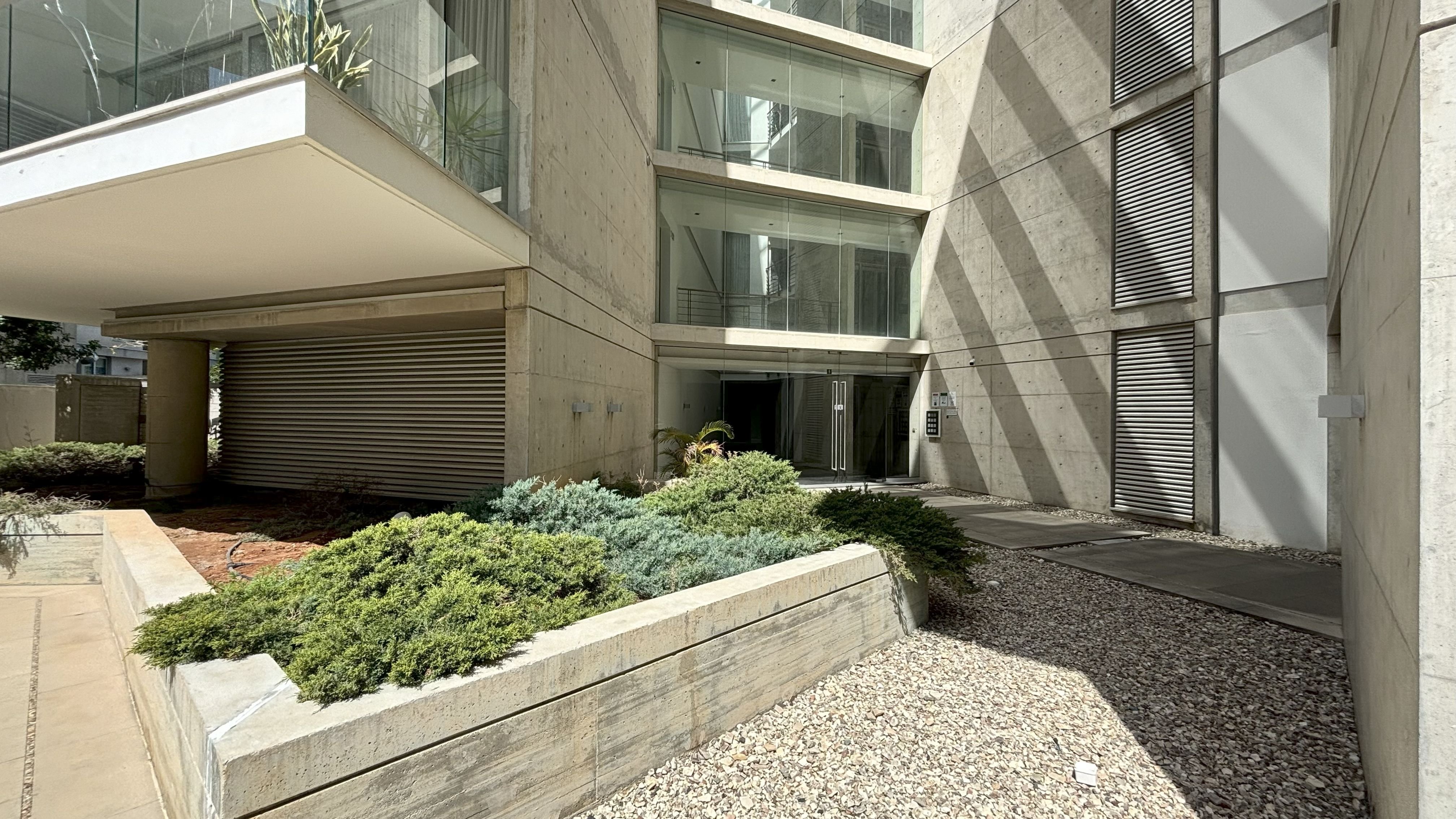 2 BR Apartment in Neapolis, Limassol photo 8