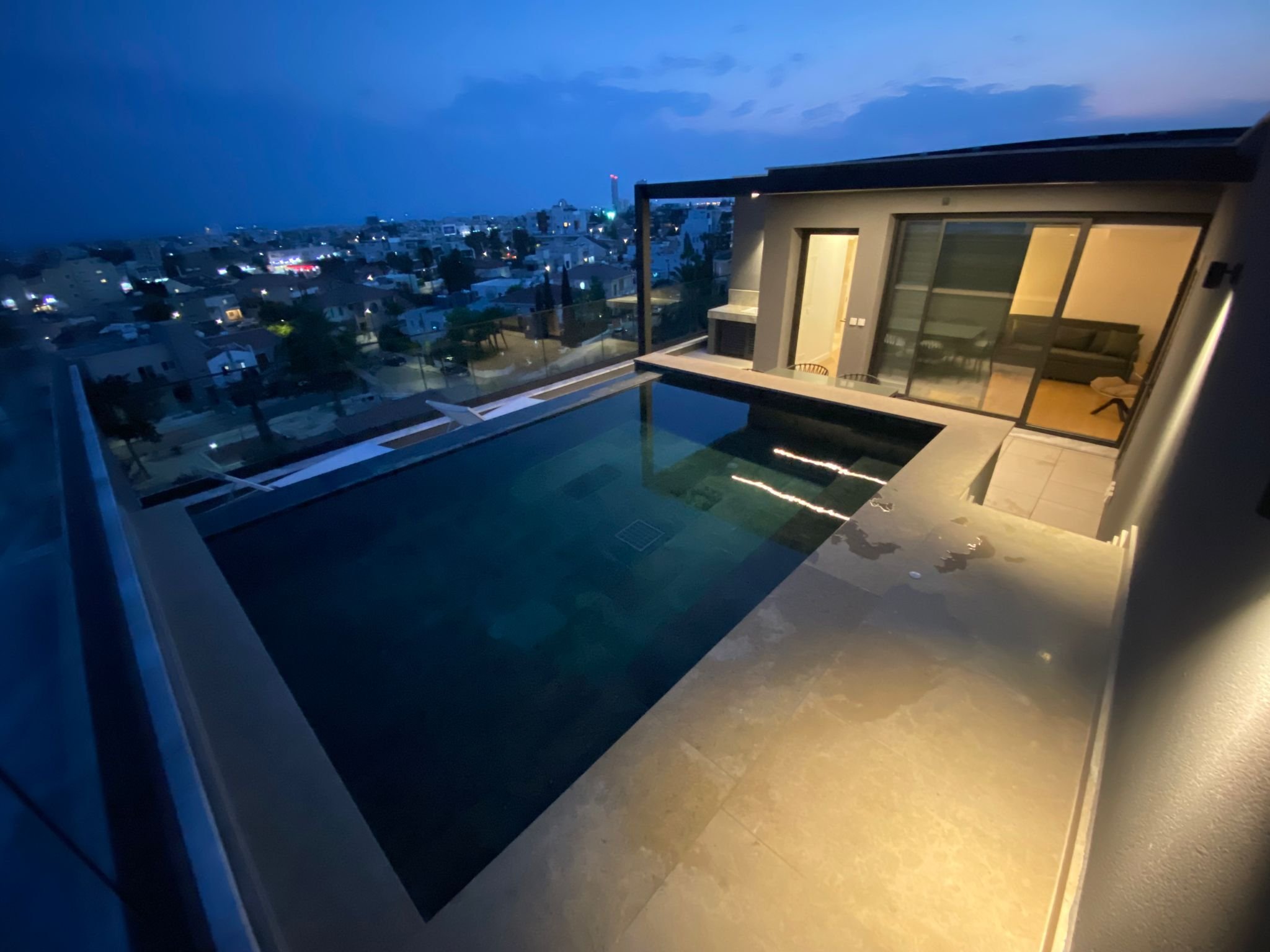 4 BR Penthouse in Potamos Germasogeias, Limassol photo 19