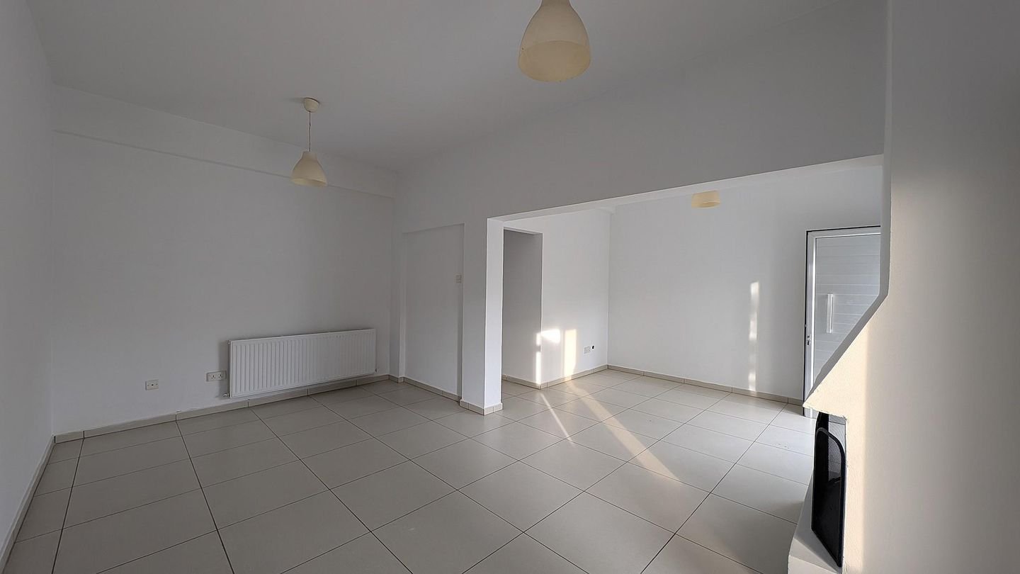 Two storey semi-detached building in Panagia, Nicosia photo 12