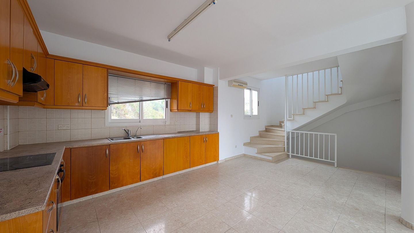 Three-Bedroom, Two Storey Semi-detached House, Tala, Paphos photo 12