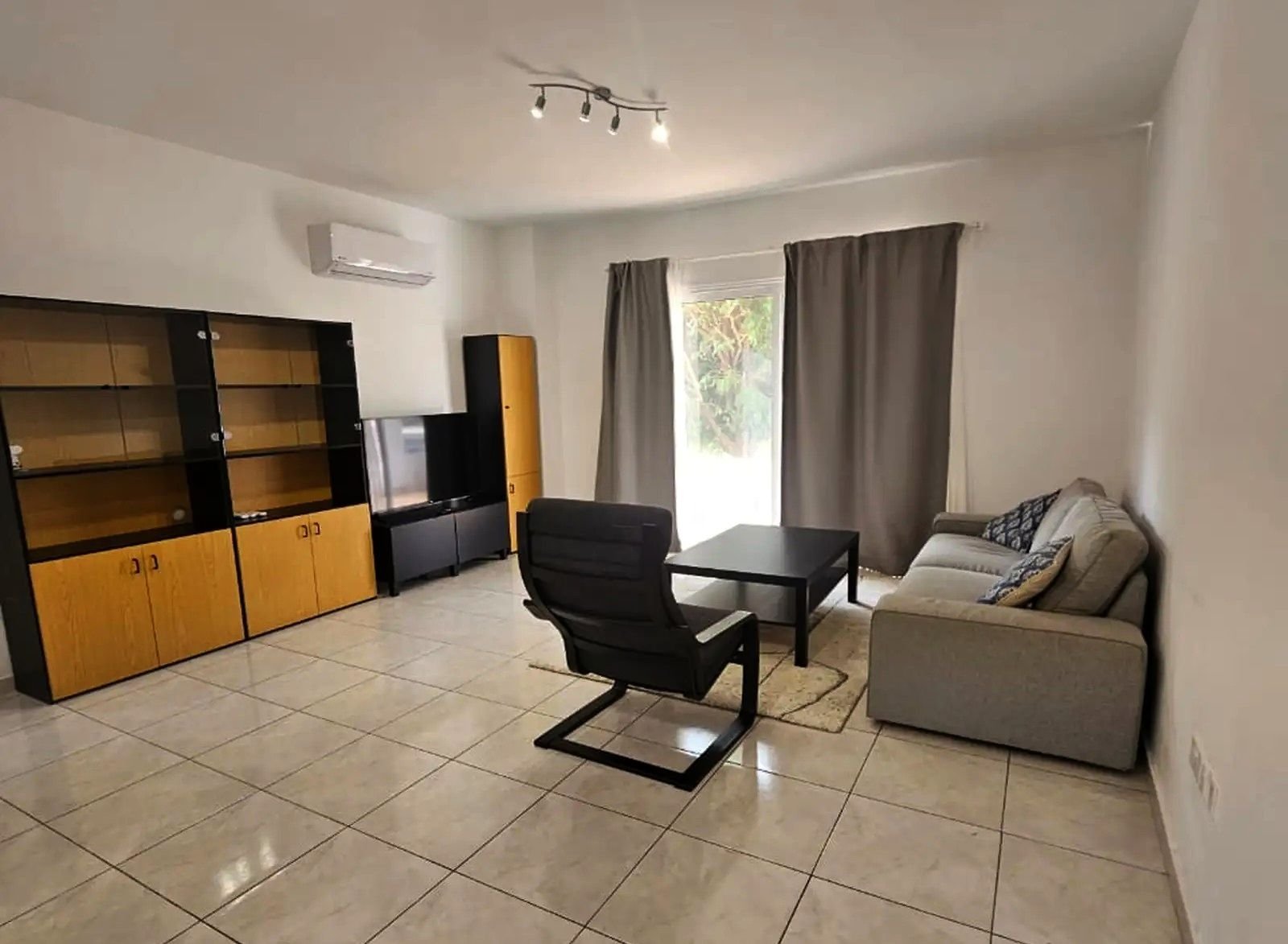 2 BR Apartment in Agios Spyridon, Limassol photo 3