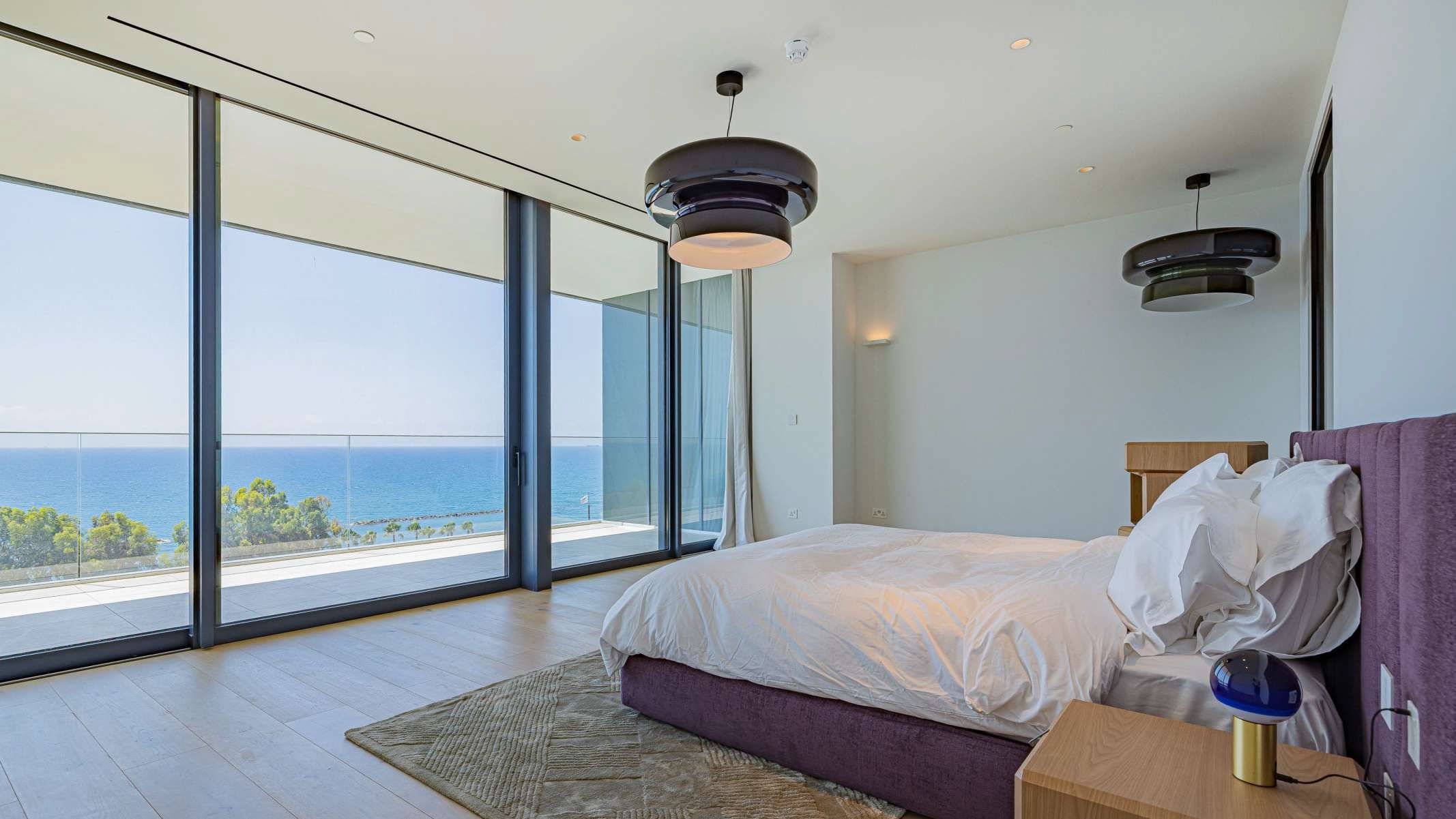 3 BR Luxury Apartment in Mouttagiaka, Limassol photo 5