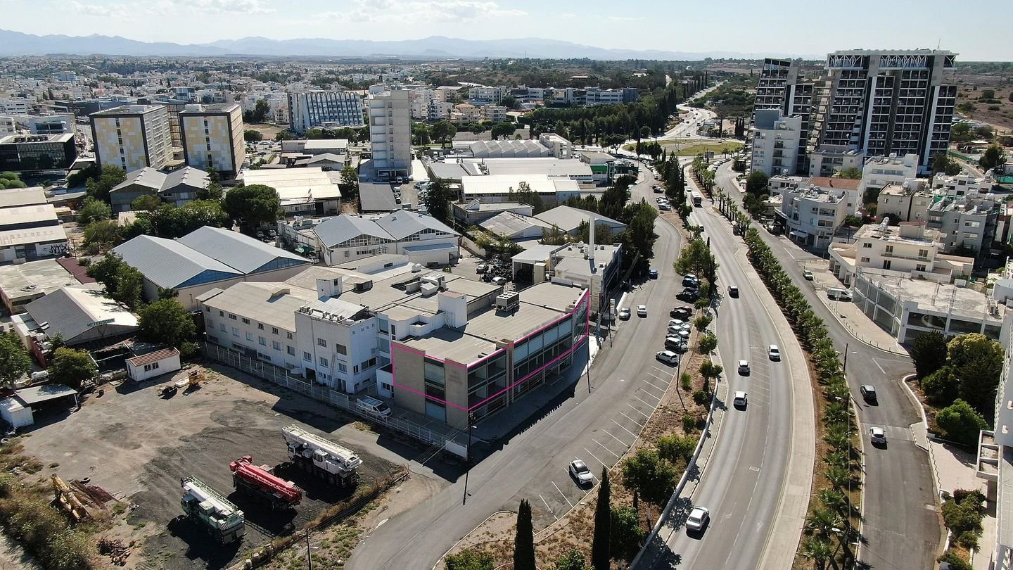 Two Full-Floor Office Spaces in Engomi, Nicosia photo 2