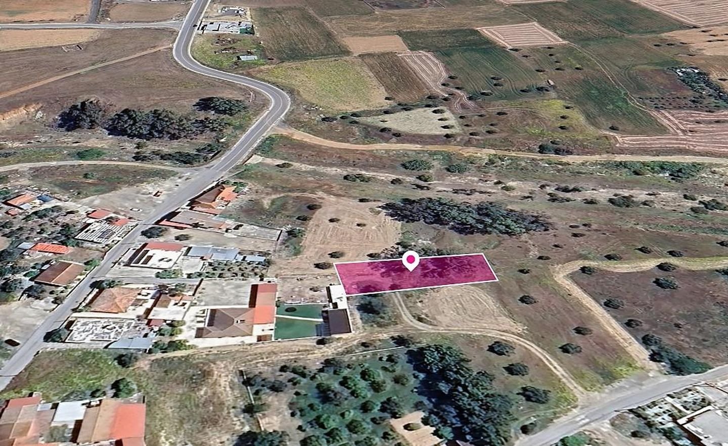 Residential field in Palaiometocho, Nicosia photo 2