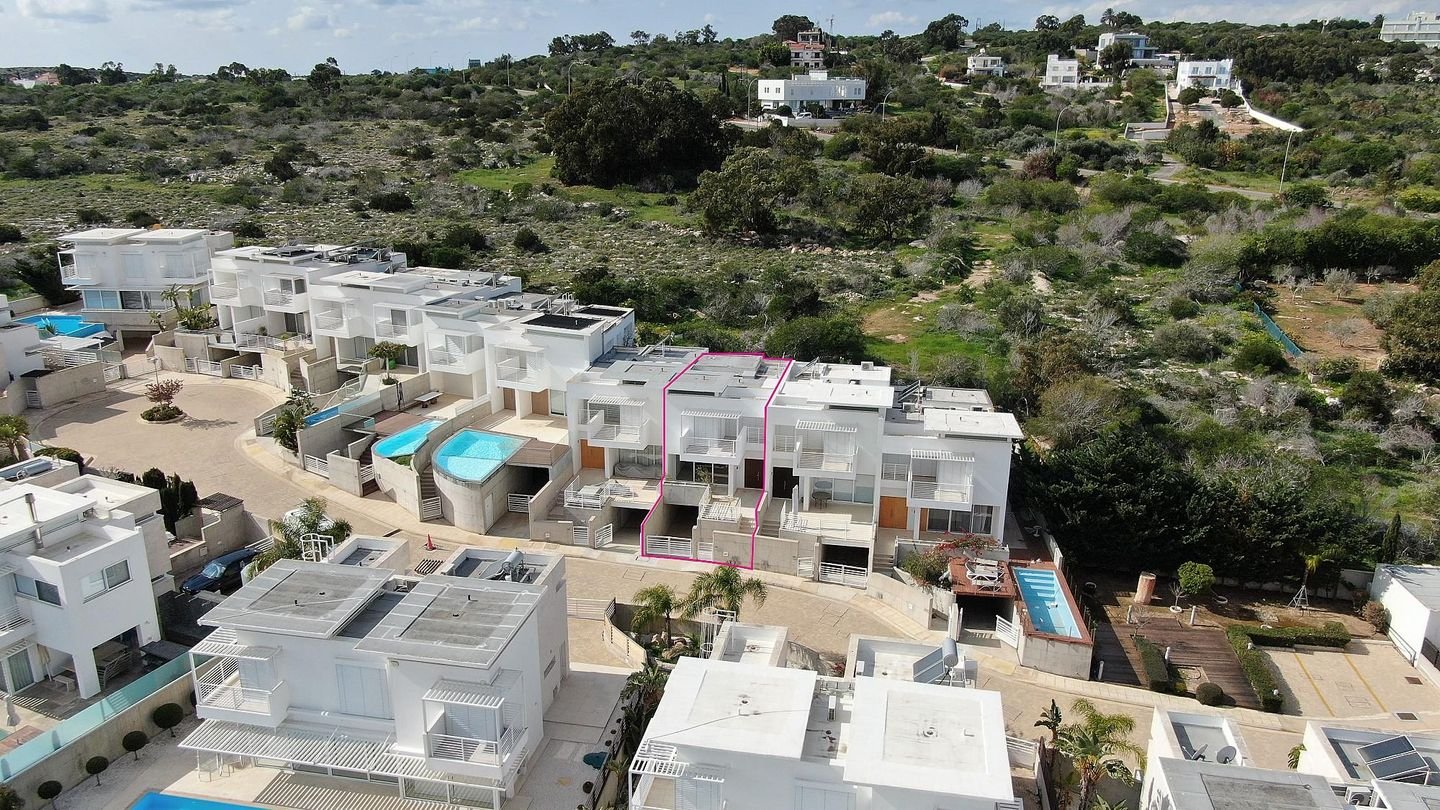 Coastal Two-storey semi-detached house, in Cavo Greco, Paralimni, Ammochostos photo 2