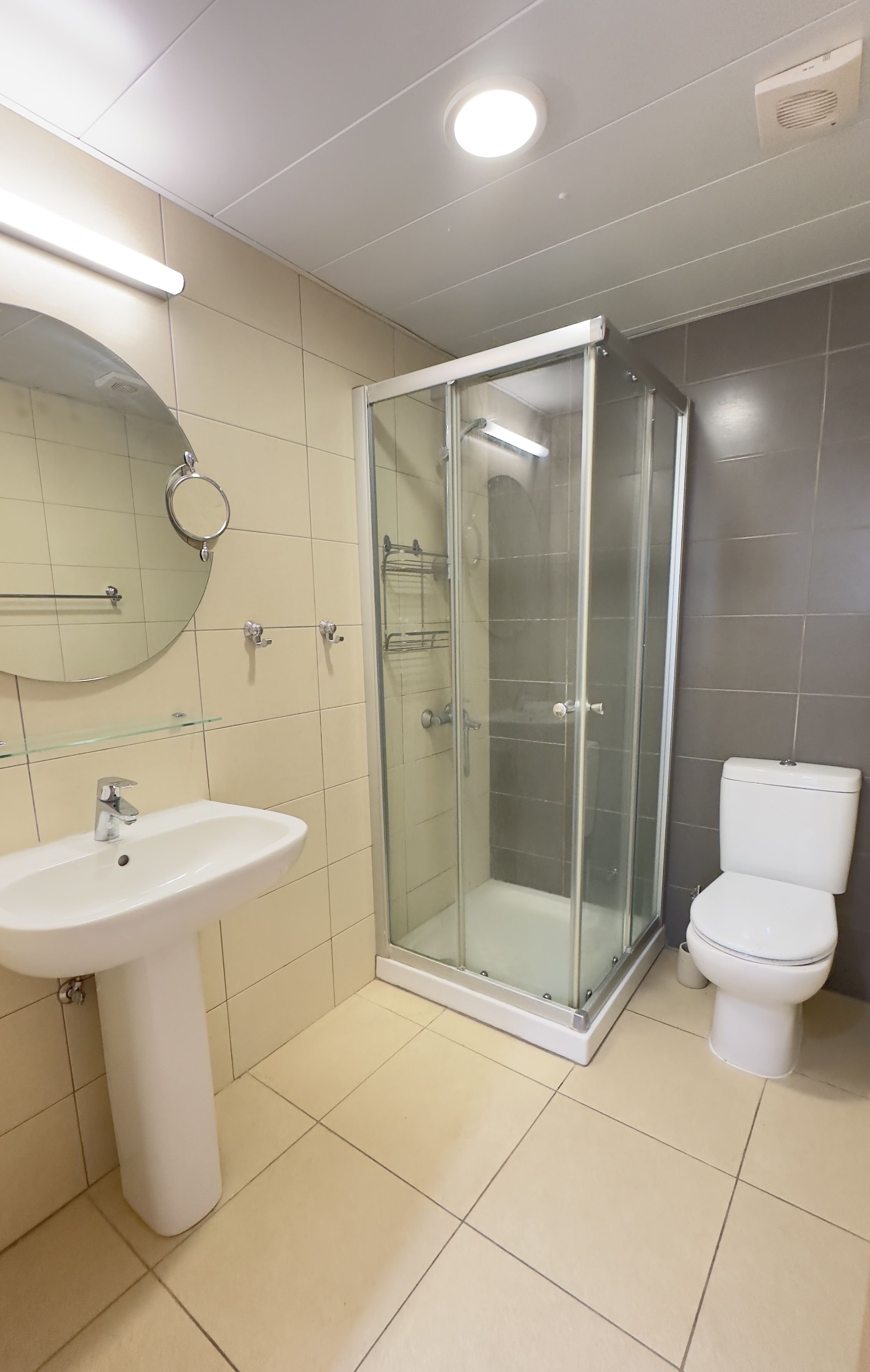 2 BR Apartment in Neapolis, Limassol photo 6