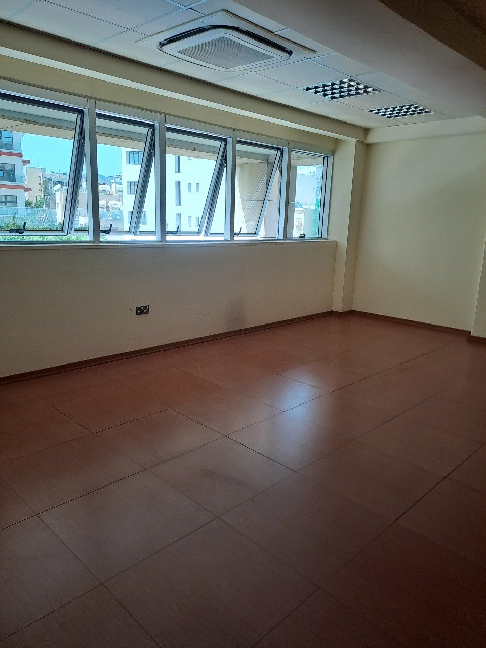 Office in Neapolis, Limassol photo 3