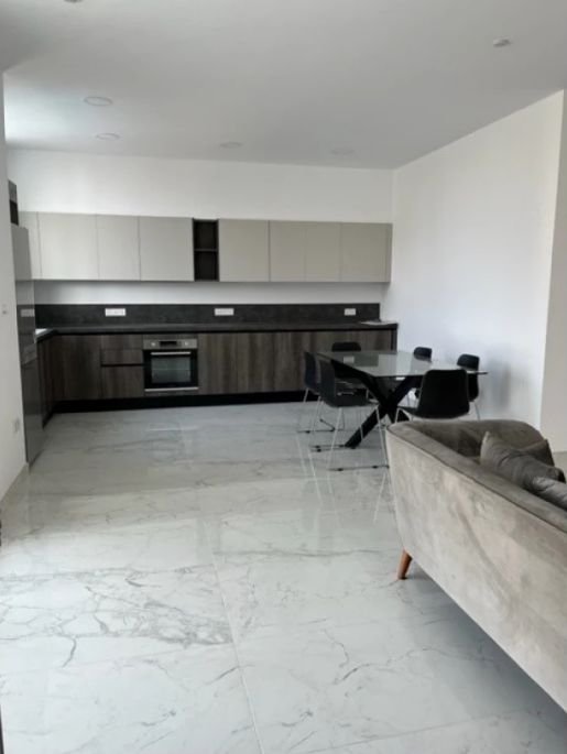 2 BR Apartment in Germasogeia photo 2