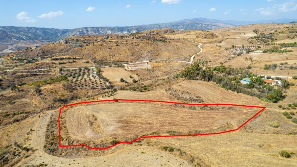 Residential field in Choletria, Paphos photo 2