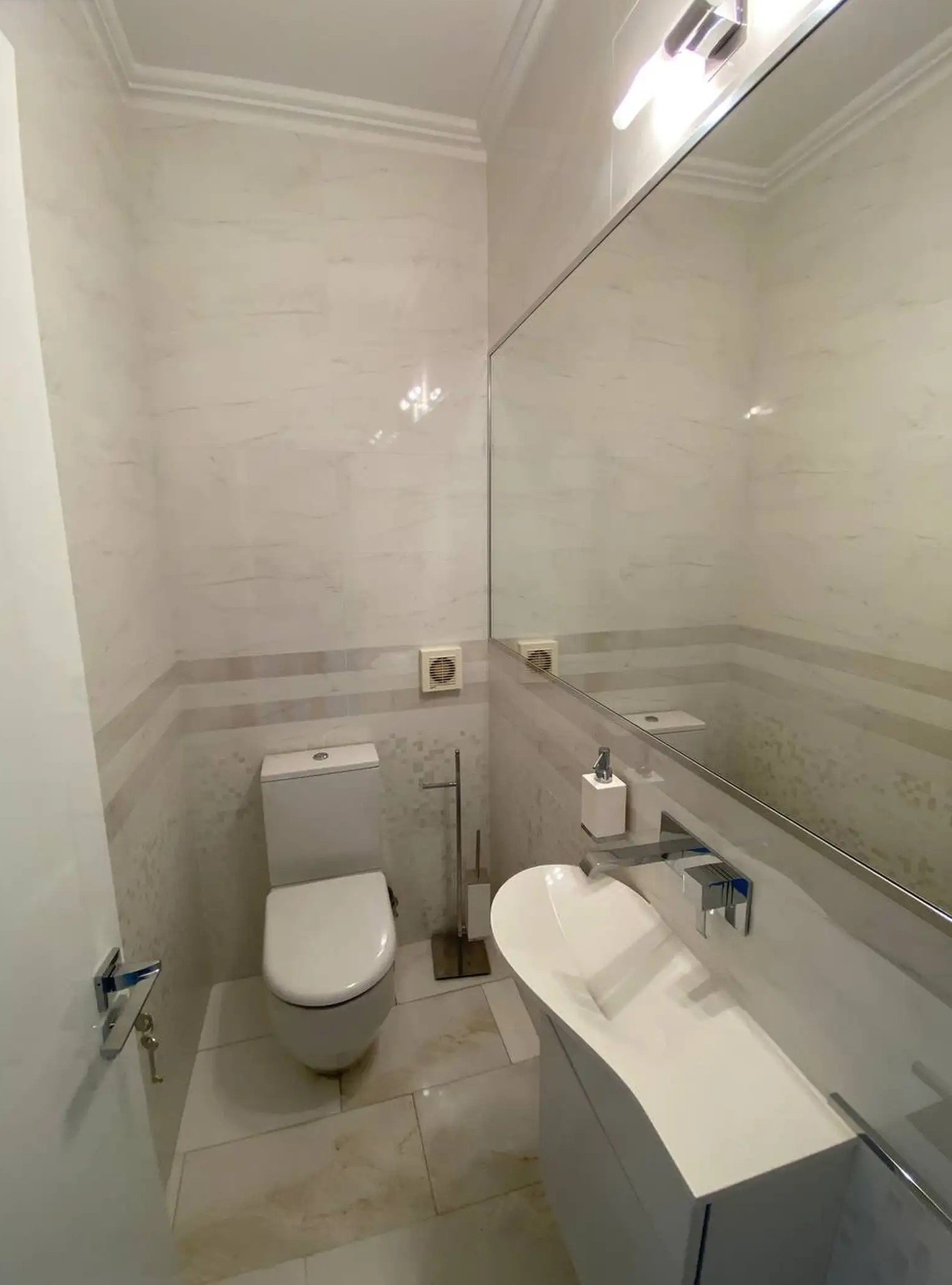 3 BR Apartment in Agios Nicolaos, Limassol photo 6