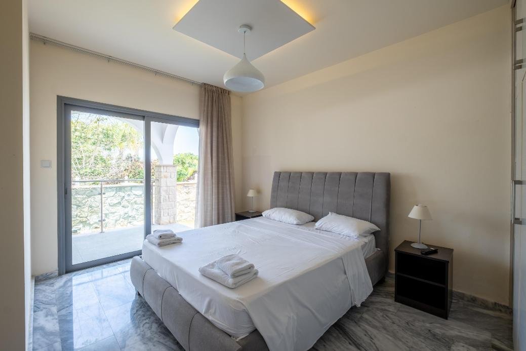 1-bedroom apartment in Latchi, Paphos photo 16