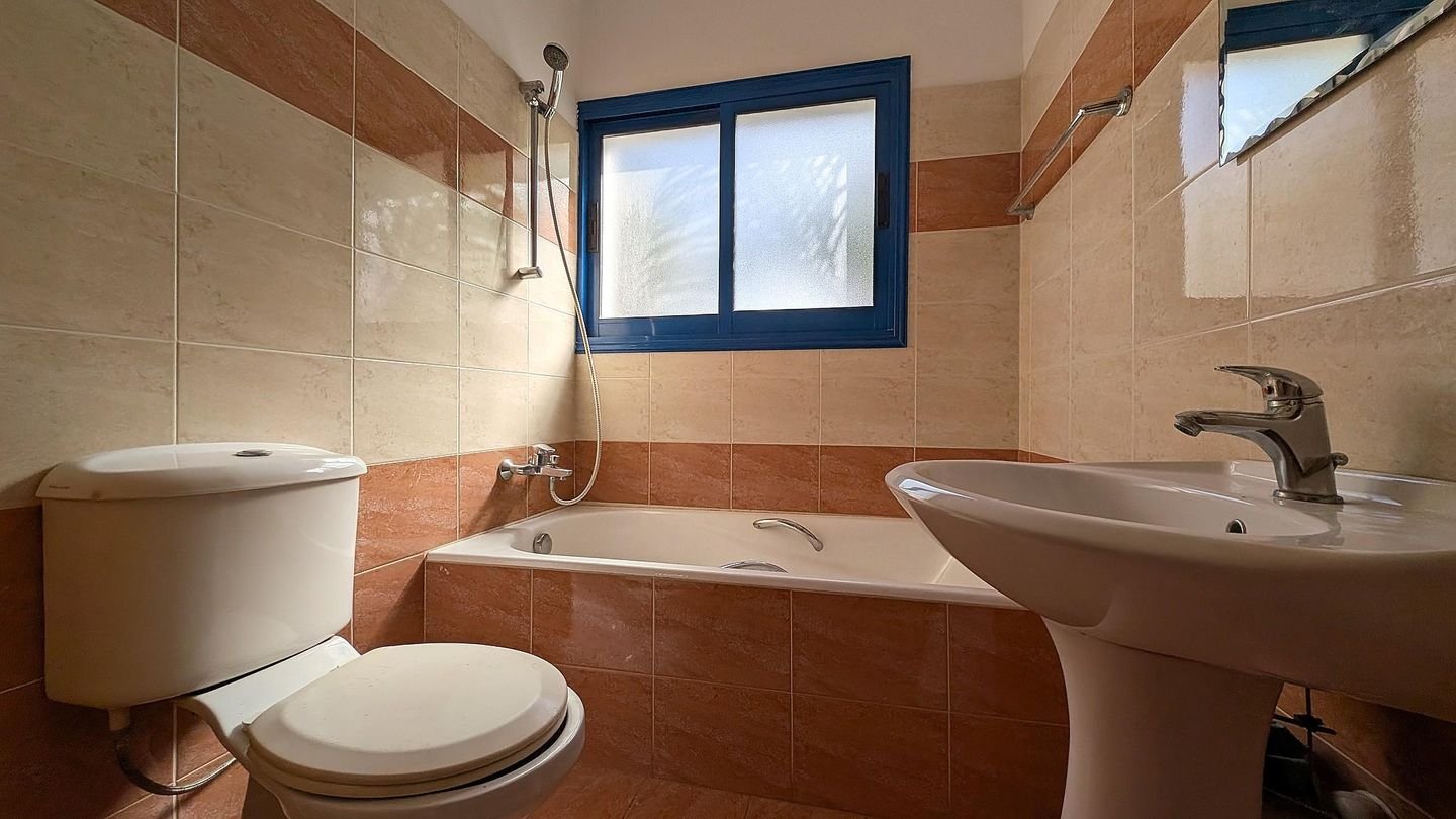 Steps from the beach - Detached Coastal House in Paralimni, Ammochostos photo 23