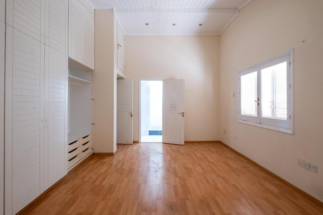 Residential building in Agios Dometios, Nicosia photo 11